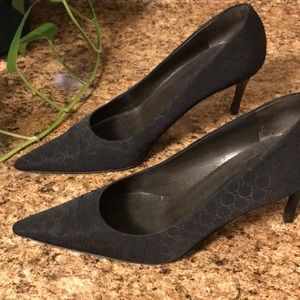 Guicci gg logo pumps